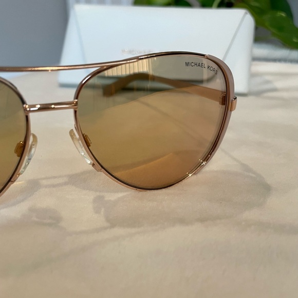 Michael Kors MK 5004 Chelsea sunglasses - Picture 3 of 12